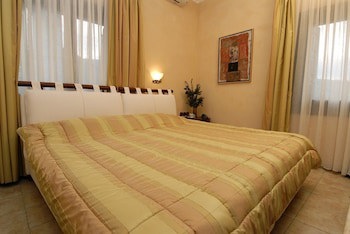 Miression Pelion House
