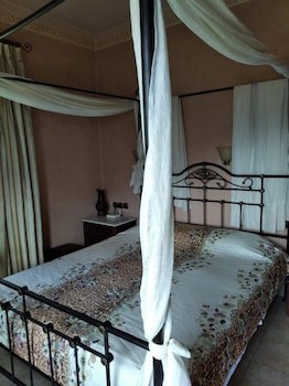 Miression Pelion House