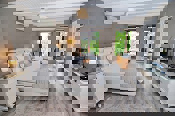 Beyaz Ev Agva - Adults Only