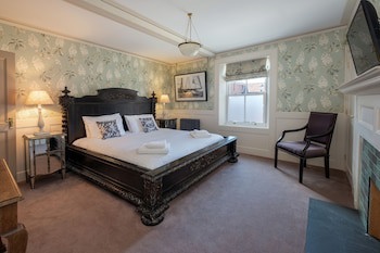 One Holyrood Hotel