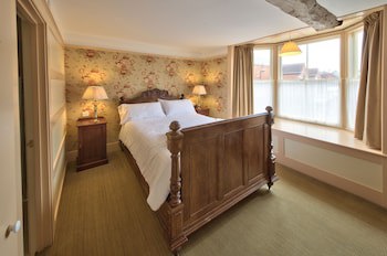 One Holyrood Hotel