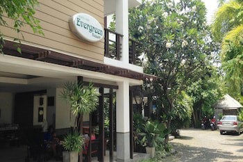 Evergreen Resort