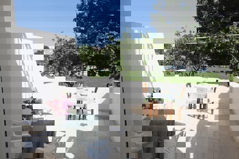 Captain Karas Holiday Apartments