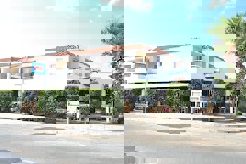 Captain Karas Holiday Apartments