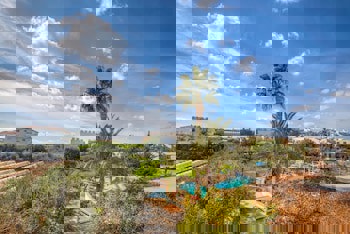 Captain Karas Holiday Apartments