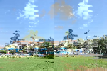 Captain Karas Holiday Apartments