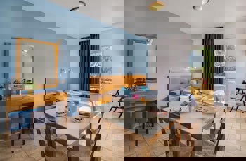 Captain Karas Holiday Apartments