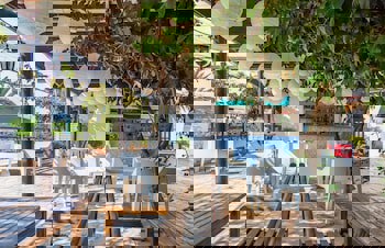 Captain Karas Holiday Apartments