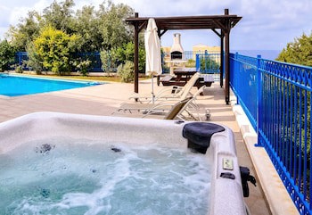 Azzurro Luxury Holiday Villas