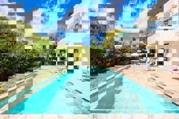 Azzurro Luxury Holiday Villas