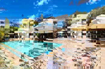 Azzurro Luxury Holiday Villas