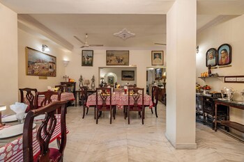 Dera Rawatsar - Heritage Hotel