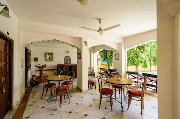Dera Rawatsar - Heritage Hotel