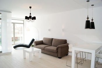 Apartinfo Waterlane Apartments