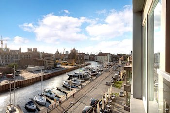 Apartinfo Waterlane Apartments