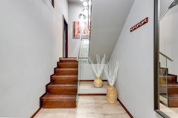 Apartinfo Waterlane Apartments