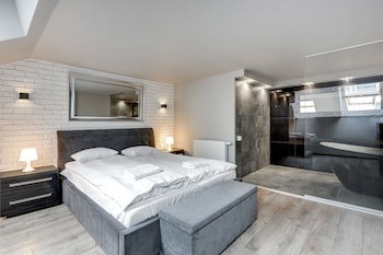 Apartinfo Waterlane Apartments