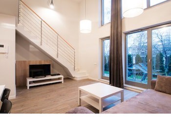 Apartinfo Waterlane Apartments