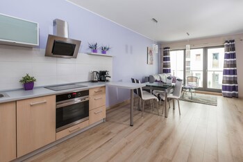 Apartinfo Waterlane Apartments