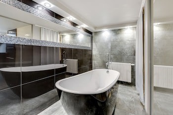 Apartinfo Waterlane Apartments