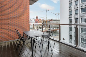 Apartinfo Waterlane Apartments