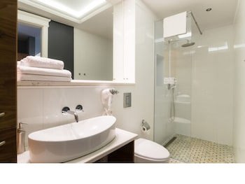 Apartinfo Waterlane Apartments