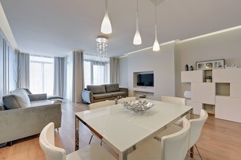 Apartinfo Waterlane Apartments