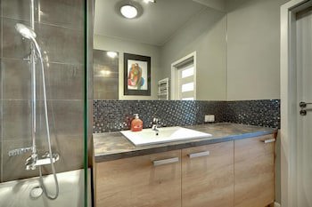 Apartinfo Waterlane Apartments