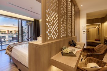 Fifth Jomtien Pattaya