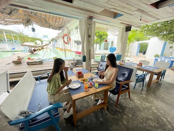 The Oia Resort Pai