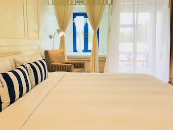 The Oia Resort Pai