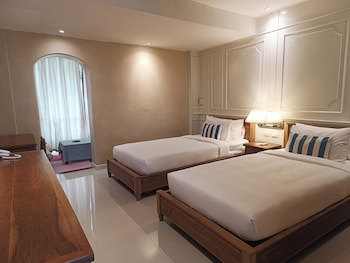 The Oia Resort Pai