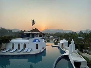 The Oia Resort Pai
