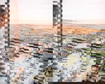 Hill View Restaurant & Apartments