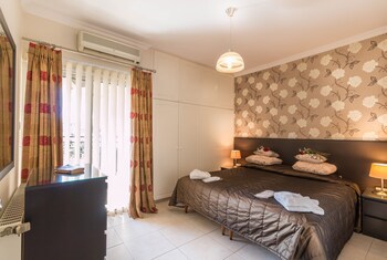 Hill View Restaurant & Apartments