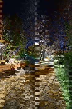 Hill View Restaurant & Apartments