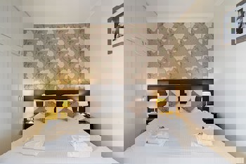 Hill View Restaurant & Apartments