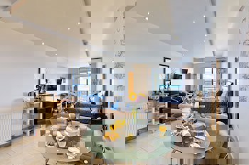 Hill View Restaurant & Apartments