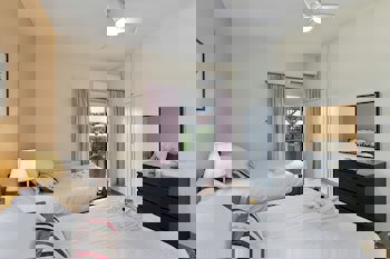 Hill View Restaurant & Apartments