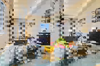 Hill View Restaurant & Apartments