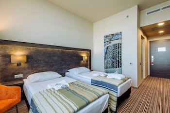 Eto Park Hotel Business & Stadium