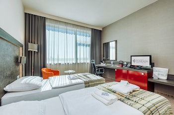 Eto Park Hotel Business & Stadium
