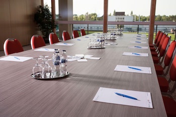 Eto Park Hotel Business & Stadium