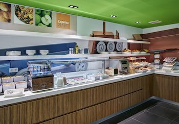 Holiday Inn Express Utrecht - Papendorp, An Ihg Hotel