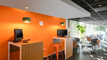Holiday Inn Express Utrecht - Papendorp, An Ihg Hotel
