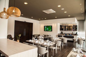 Double Tree Parque 93