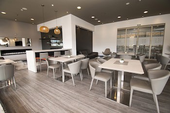 Double Tree Parque 93