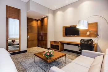 Double Tree Parque 93