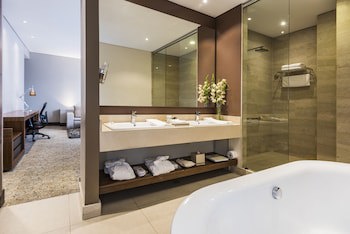 Double Tree Parque 93
