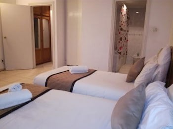 El Biar Hotel
